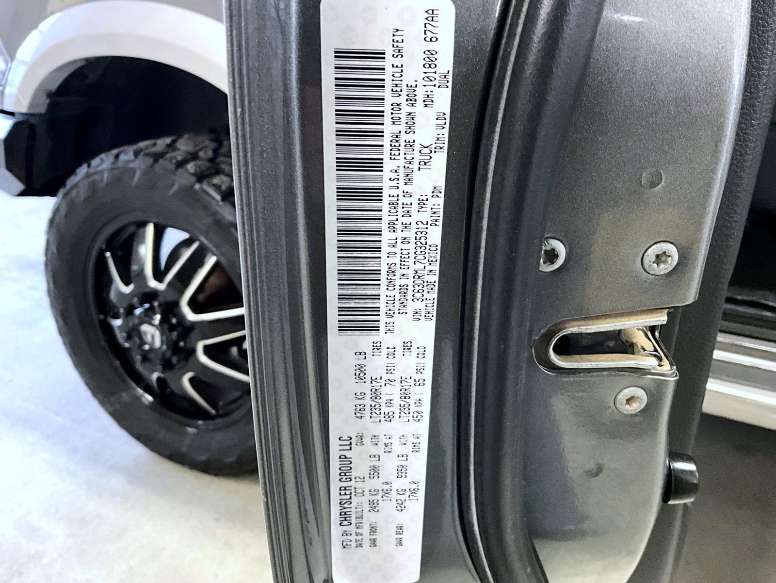 Used 2012 RAM 3500 Laramie w/ Cold Weather Group image 27