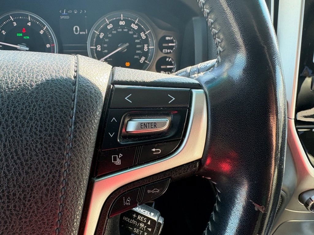 Certified 2016 Toyota Land Cruiser AWD/4WD image 22