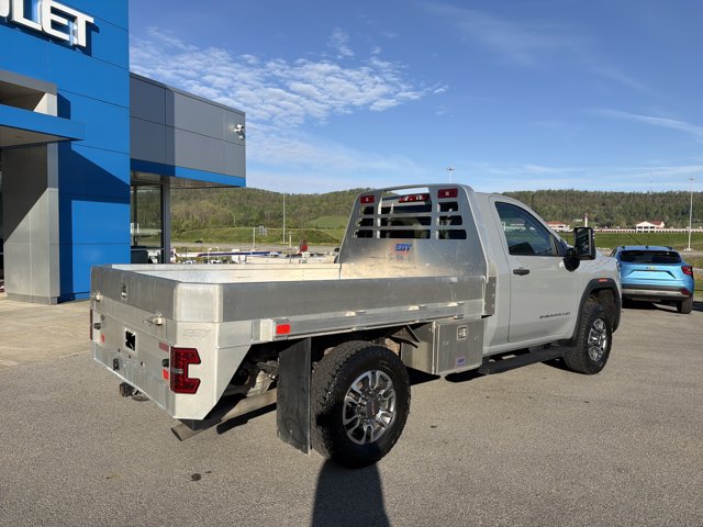 Used 2024 GMC Sierra 3500 Pro w/ Convenience Package AWD/4WD image 4