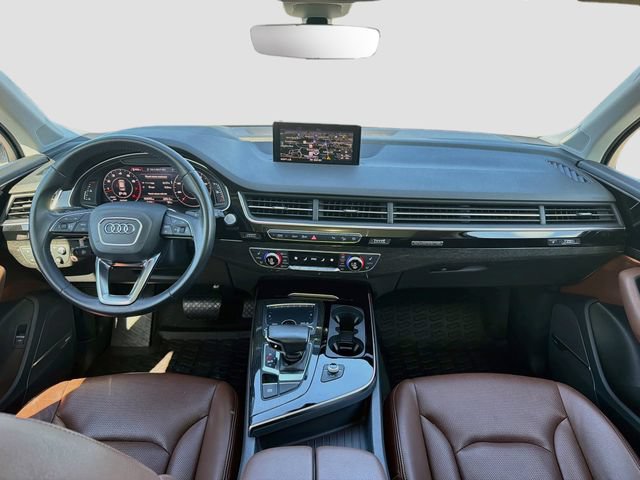 Used 2018 Audi Q7 3.0T Prestige w/ Prestige Package AWD/4WD image 17