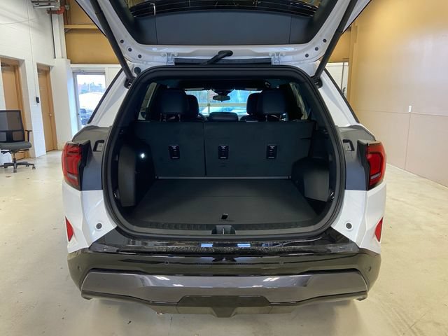 New 2026 GMC Terrain AT4 AWD/4WD image 17