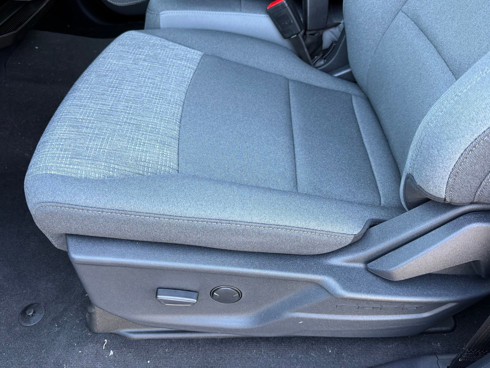 New 2026 Ford F350 XLT w/ FX4 Off-Road Package image 33