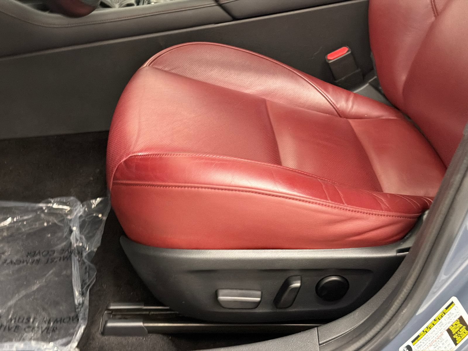Used 2022 MAZDA MAZDA3 s FWD image 13
