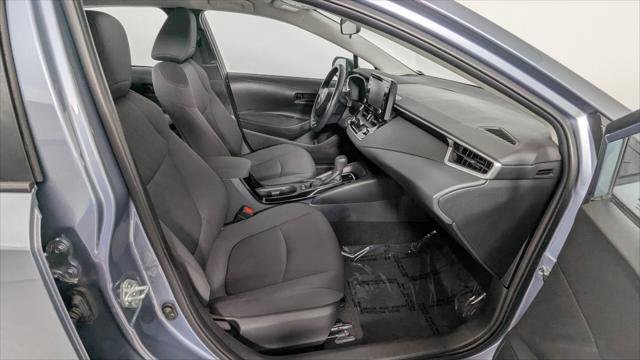 Used 2022 Toyota Corolla LE image 23