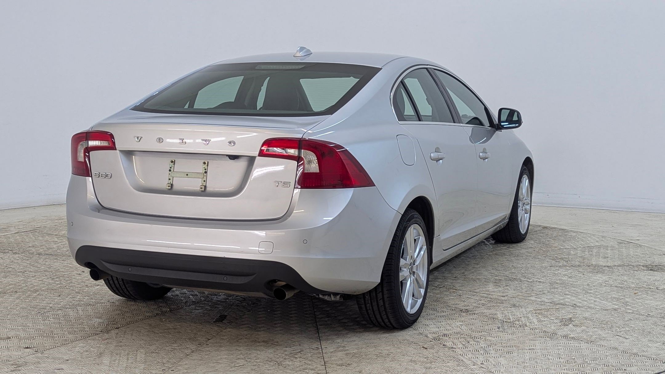 Used 2012 Volvo S60 T5 image 9