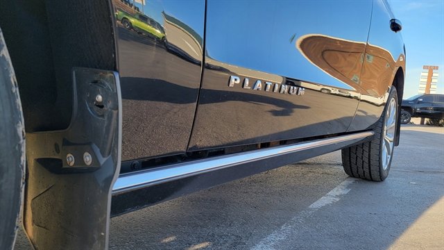 Used 2019 Ford Expedition Platinum image 69