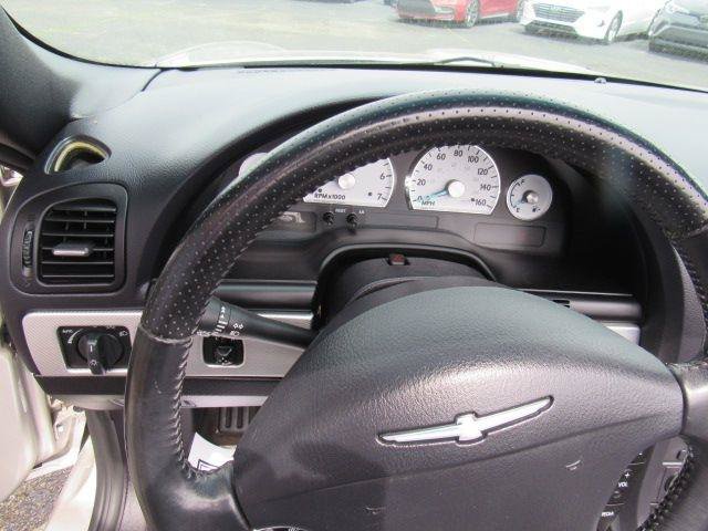 Used 2005 Ford Thunderbird RWD image 21