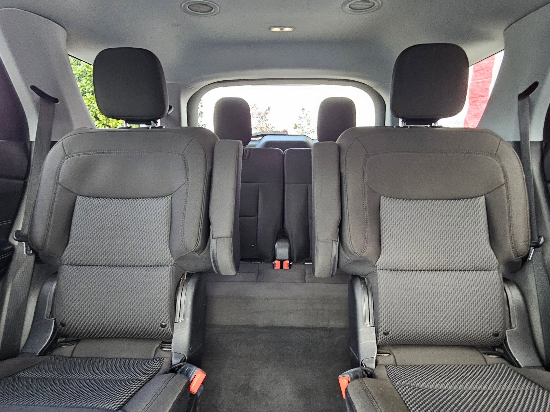 Used 2022 Ford Explorer XLT image 25