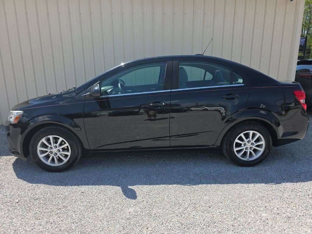 Used 2018 Chevrolet Sonic LT FWD image 9