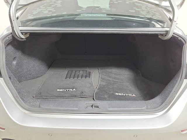 Used 2020 Nissan Sentra SV FWD image 10