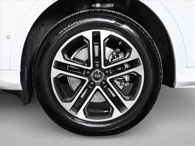 Certified 2025 Audi Q5 Premium w/ Convenience Package AWD/4WD image 25