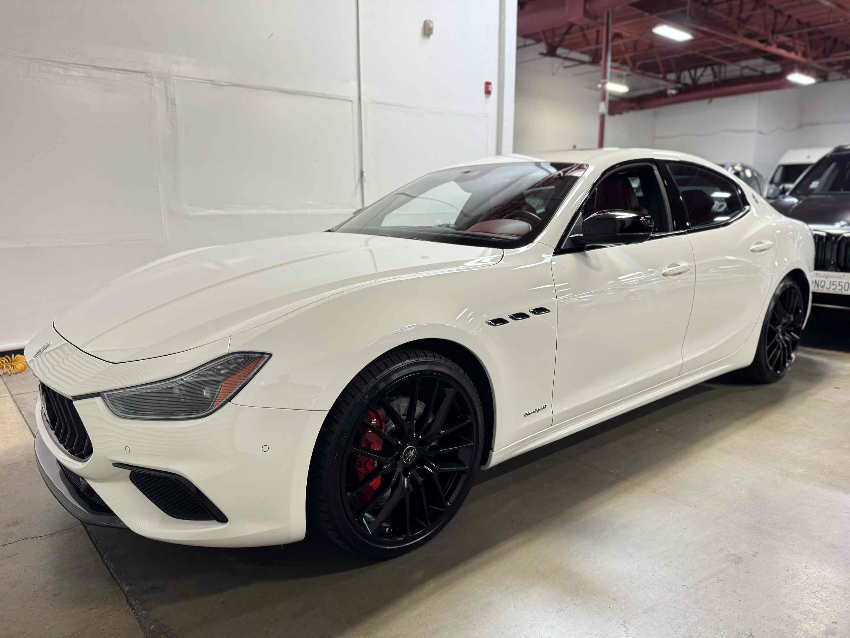 Used 2021 Maserati Ghibli S GranSport RWD image 20