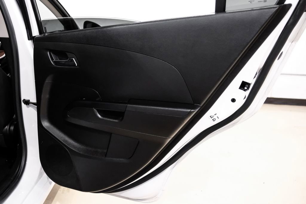 Used 2019 Chevrolet Sonic LT w/ Convenience Package image 45