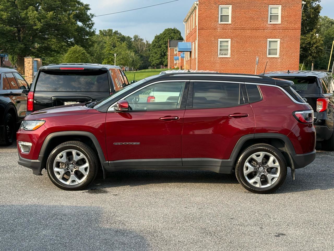 Used 2021 Jeep Compass Limited AWD/4WD image 11