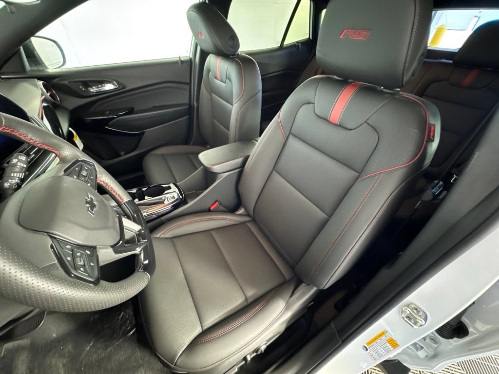New 2026 Chevrolet Trax RS w/ Driver Confidence Package FWD image 23