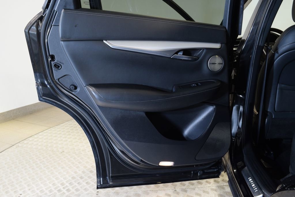Used 2019 INFINITI QX50 Essential w/ Premium Heat Package AWD/4WD image 26