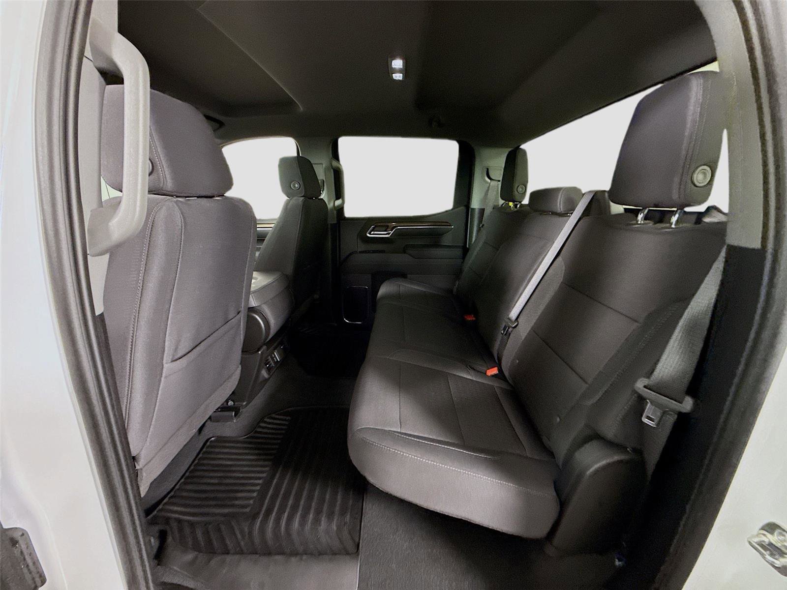 Used 2025 Chevrolet Silverado 1500 LT image 17