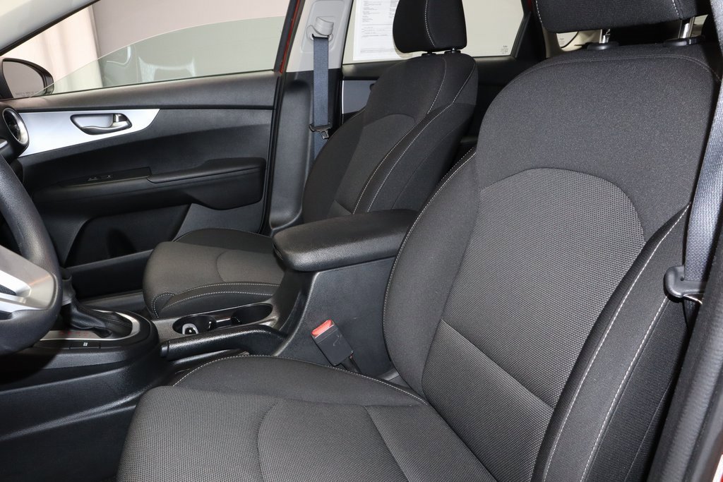 Used 2022 Kia Forte LXS image 25