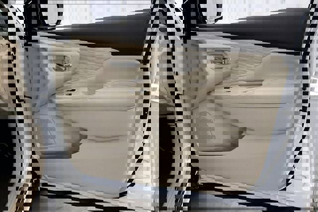 Used 2017 Nissan Murano SL w/ SL Technology Package AWD/4WD image 22