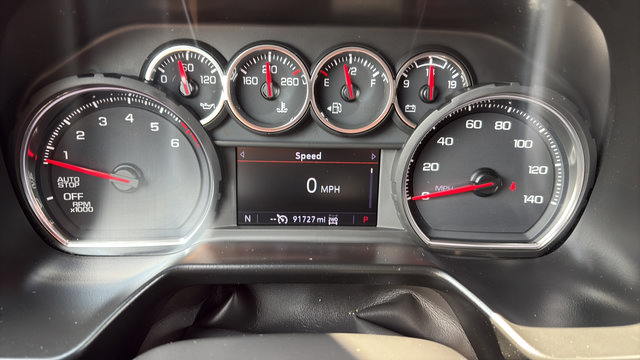 Used 2021 Chevrolet Tahoe Z71 w/ Z71 Signature Package AWD/4WD image 17