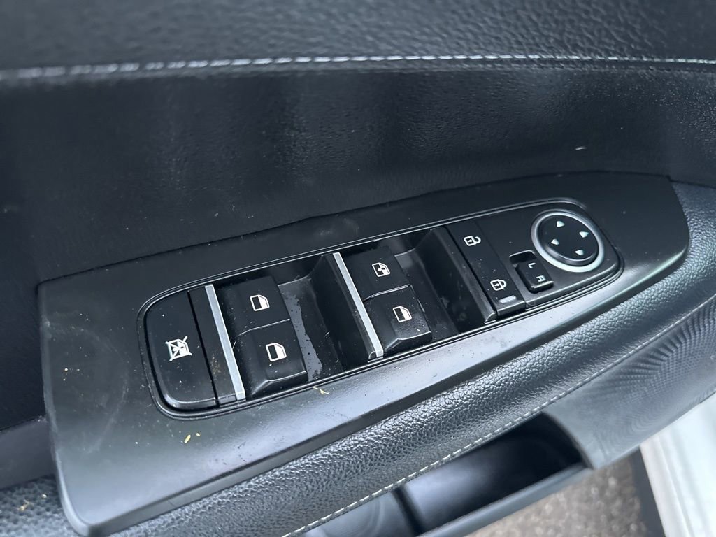 Used 2022 Kia Forte GT-Line w/ GT-Line Premium Package image 16