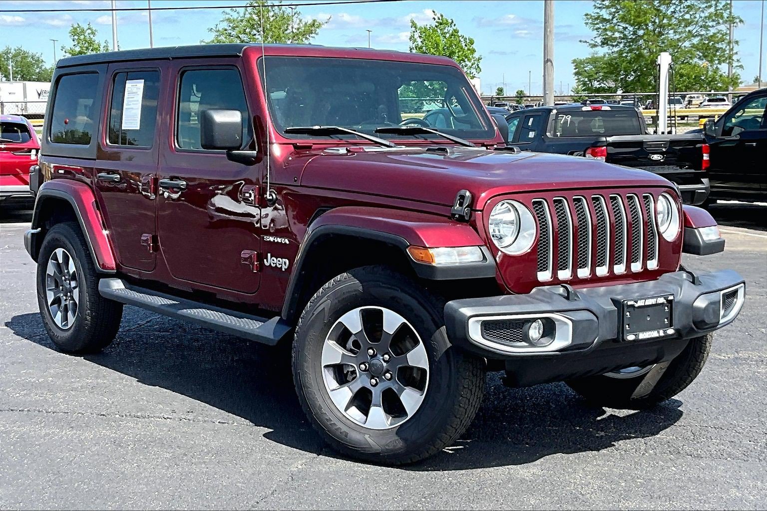 Used 2021 Jeep Wrangler Unlimited Sahara w/ Cold Weather Group AWD/4WD image 36
