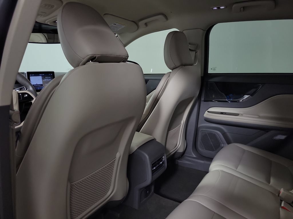 Certified 2021 Lincoln Corsair FWD w/ Convenience Package image 11