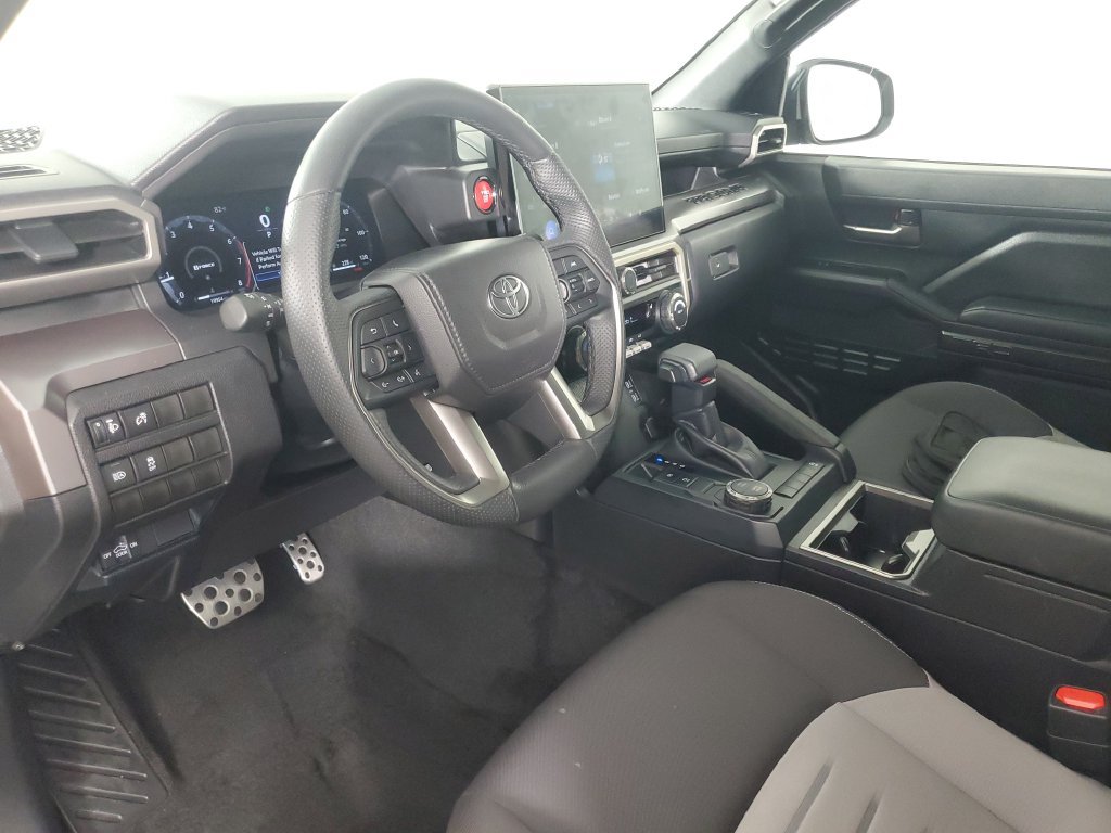 Used 2025 Toyota Tacoma TRD Sport RWD image 12