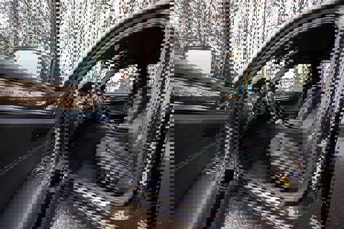 Used 2018 BMW 530i xDrive image 8