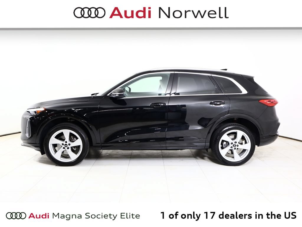 Used 2025 Audi Q5 Premium AWD/4WD image 13
