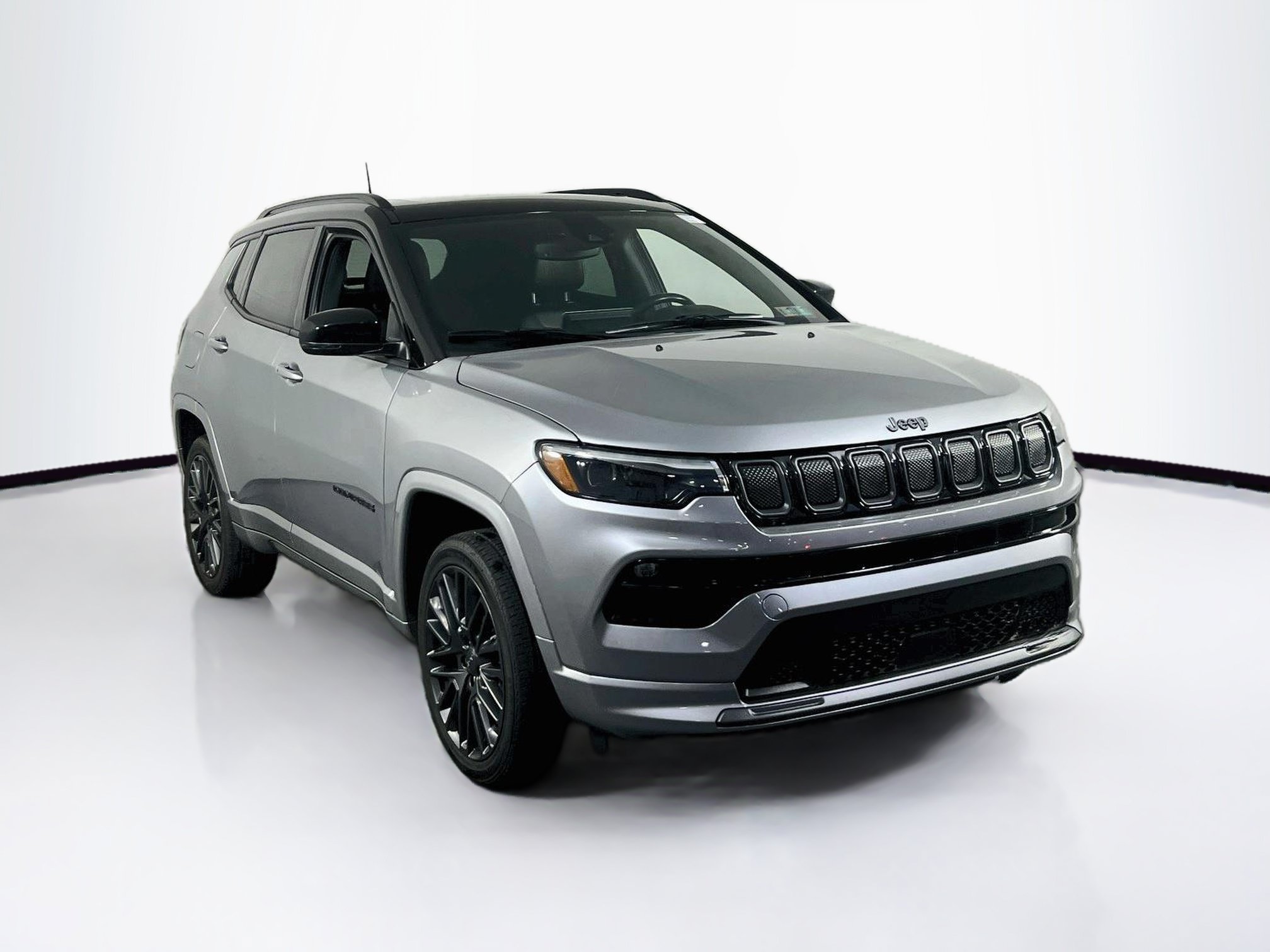 Used 2022 Jeep Compass High Altitude AWD/4WD image 3