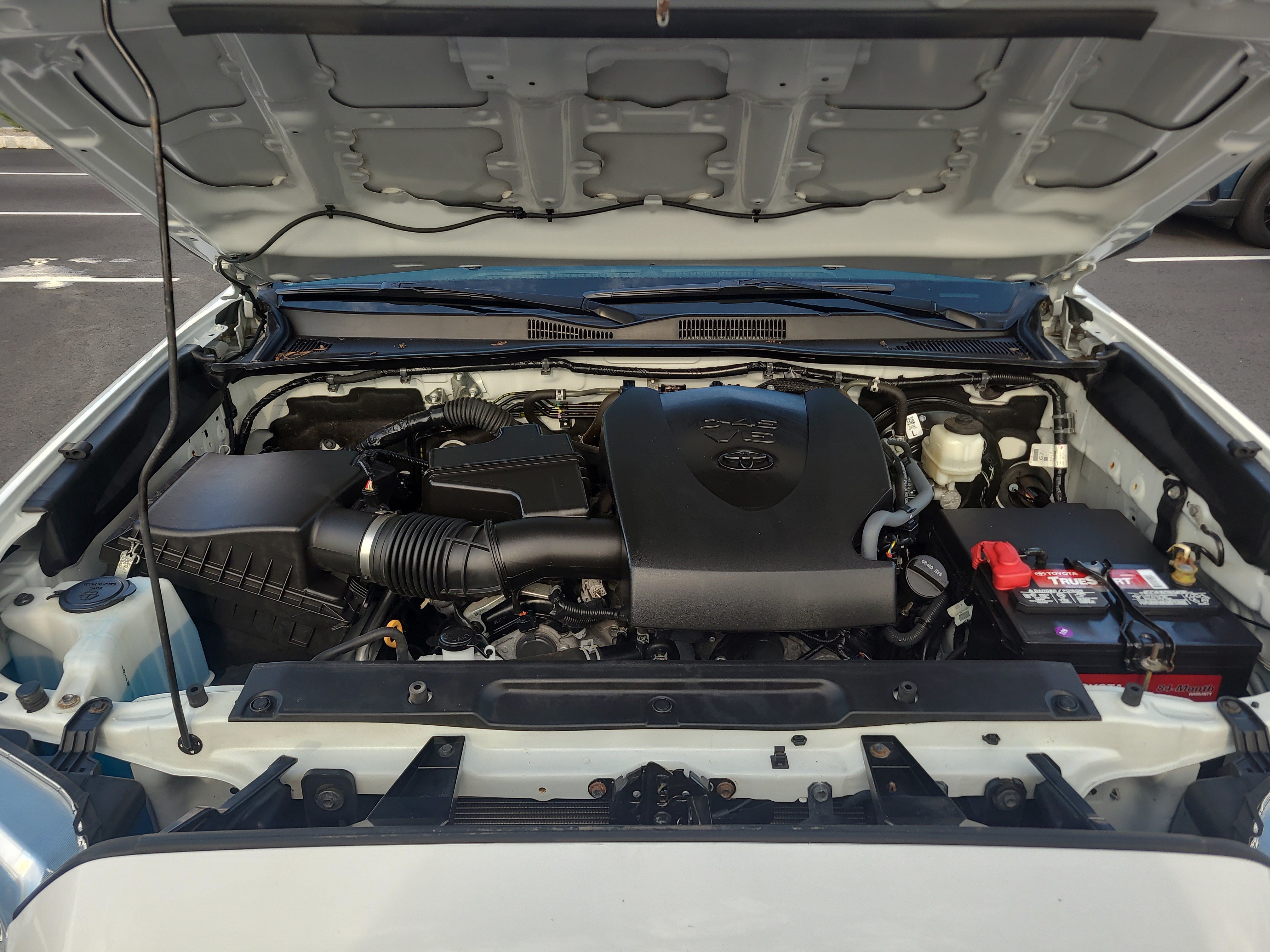 Certified 2019 Toyota Tacoma SR5 AWD/4WD image 32