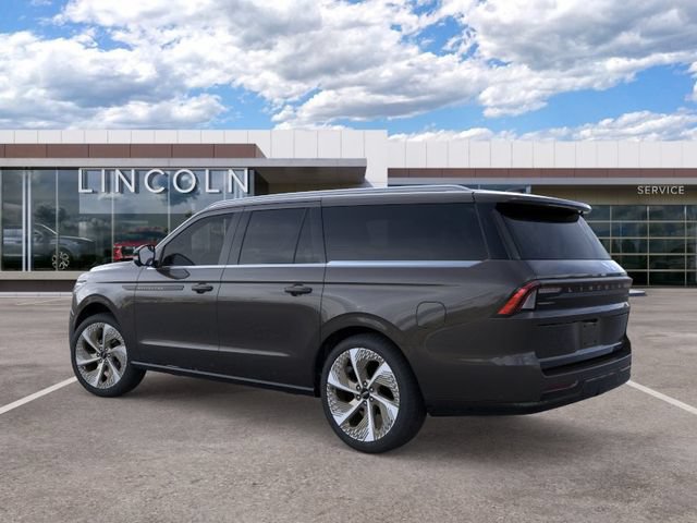 New 2026 Lincoln Navigator L Black Label AWD/4WD image 4