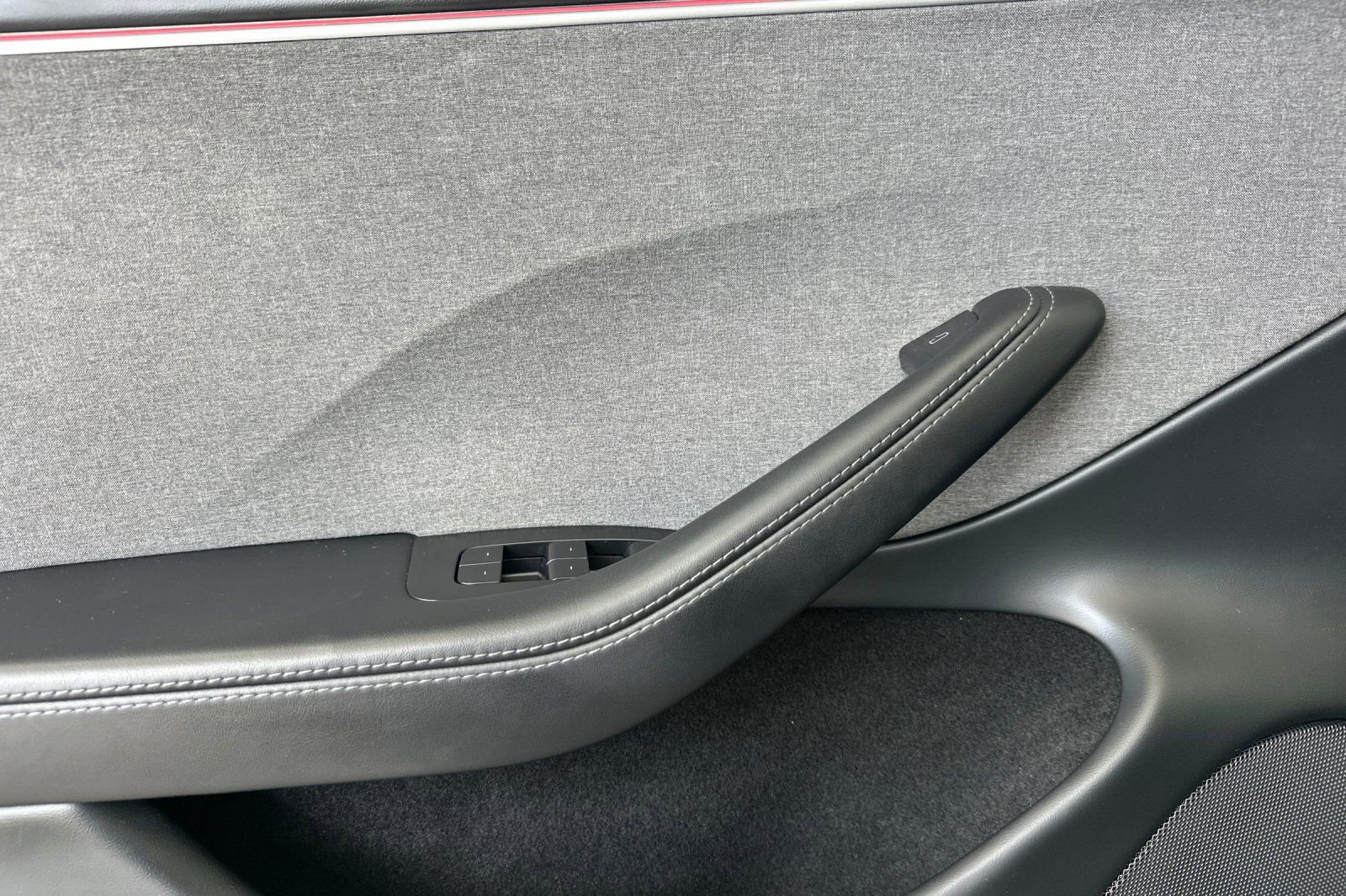 Used 2025 Tesla Model 3 Long Range RWD image 11