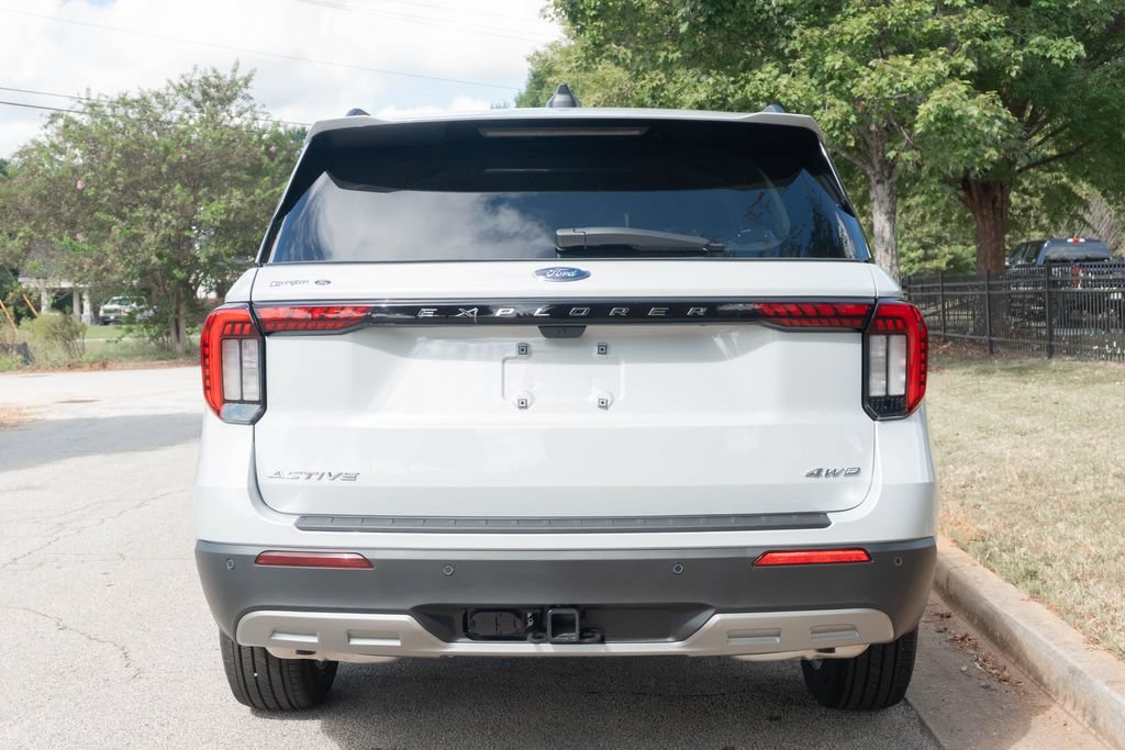 New 2026 Ford Explorer Active w/ Active Comfort Package AWD/4WD image 7