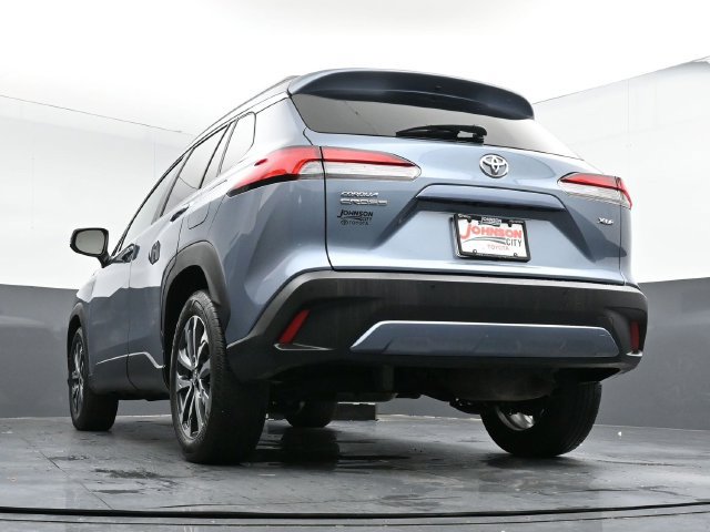 Used 2023 Toyota Corolla Cross XLE w/ Convenience Package FWD image 45