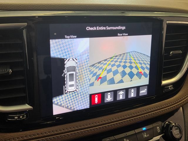 Used 2021 Chrysler Pacifica Limited w/ Uconnect Theater Family Group FWD image 23