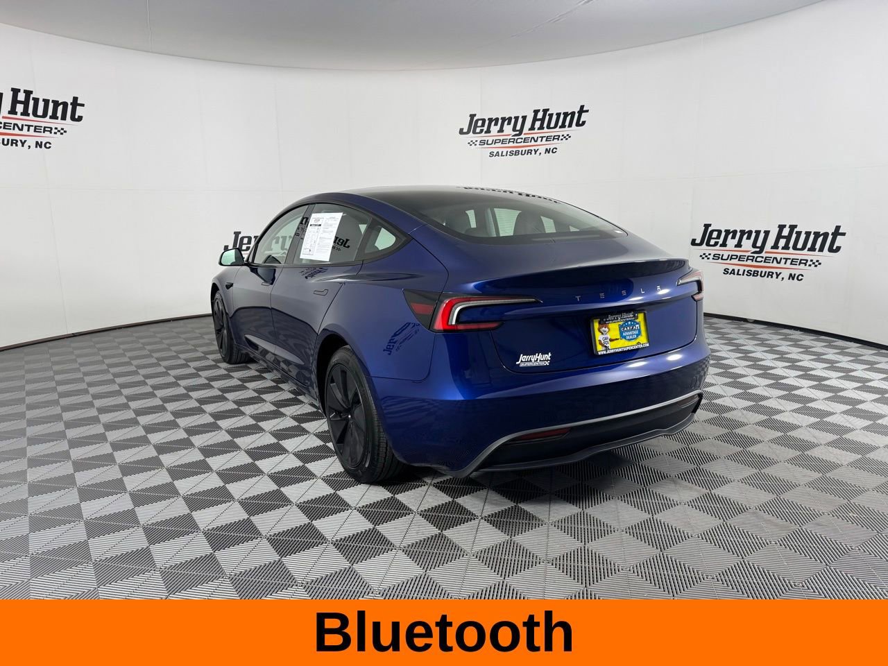 Used 2024 Tesla Model 3 Standard Range RWD image 8