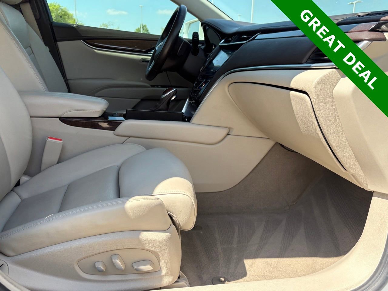 Used 2016 Cadillac XTS Premium image 38