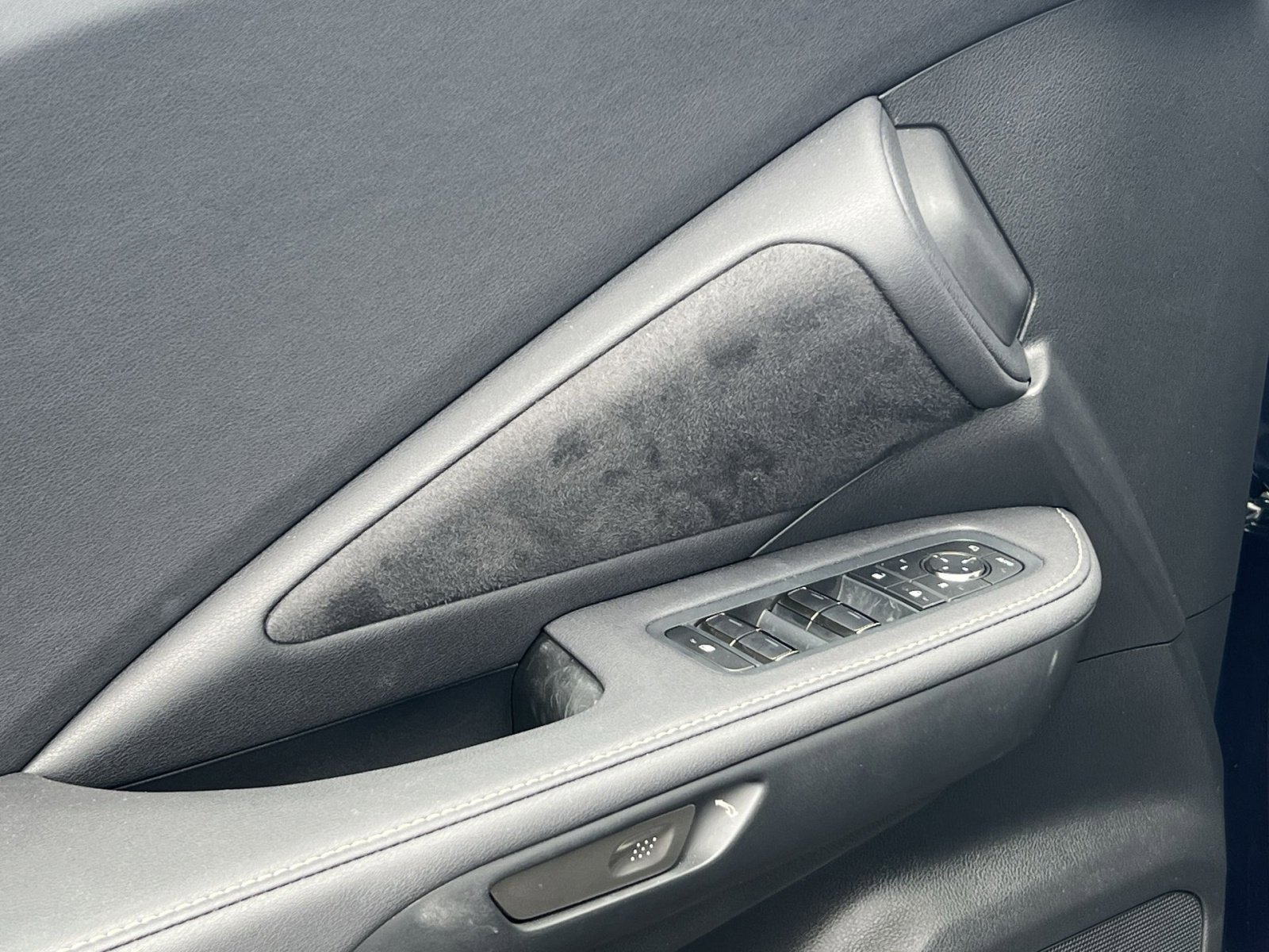 Used 2025 Lexus TX 500h AWD w/ Technology Package image 14