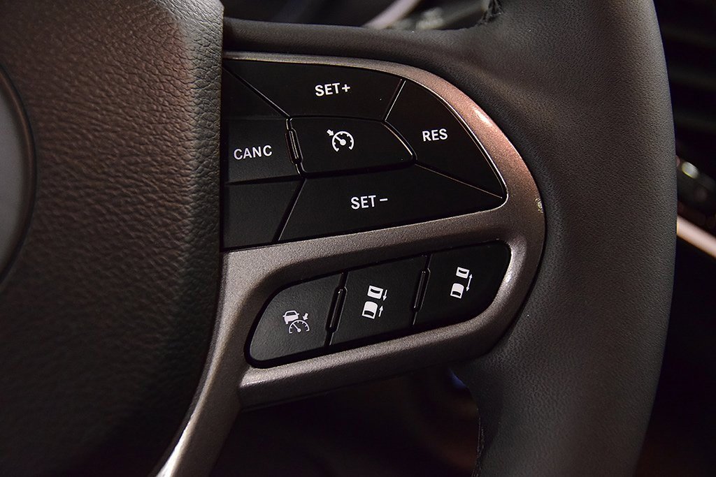 Used 2022 Jeep Cherokee Limited w/ Elite Package image 20