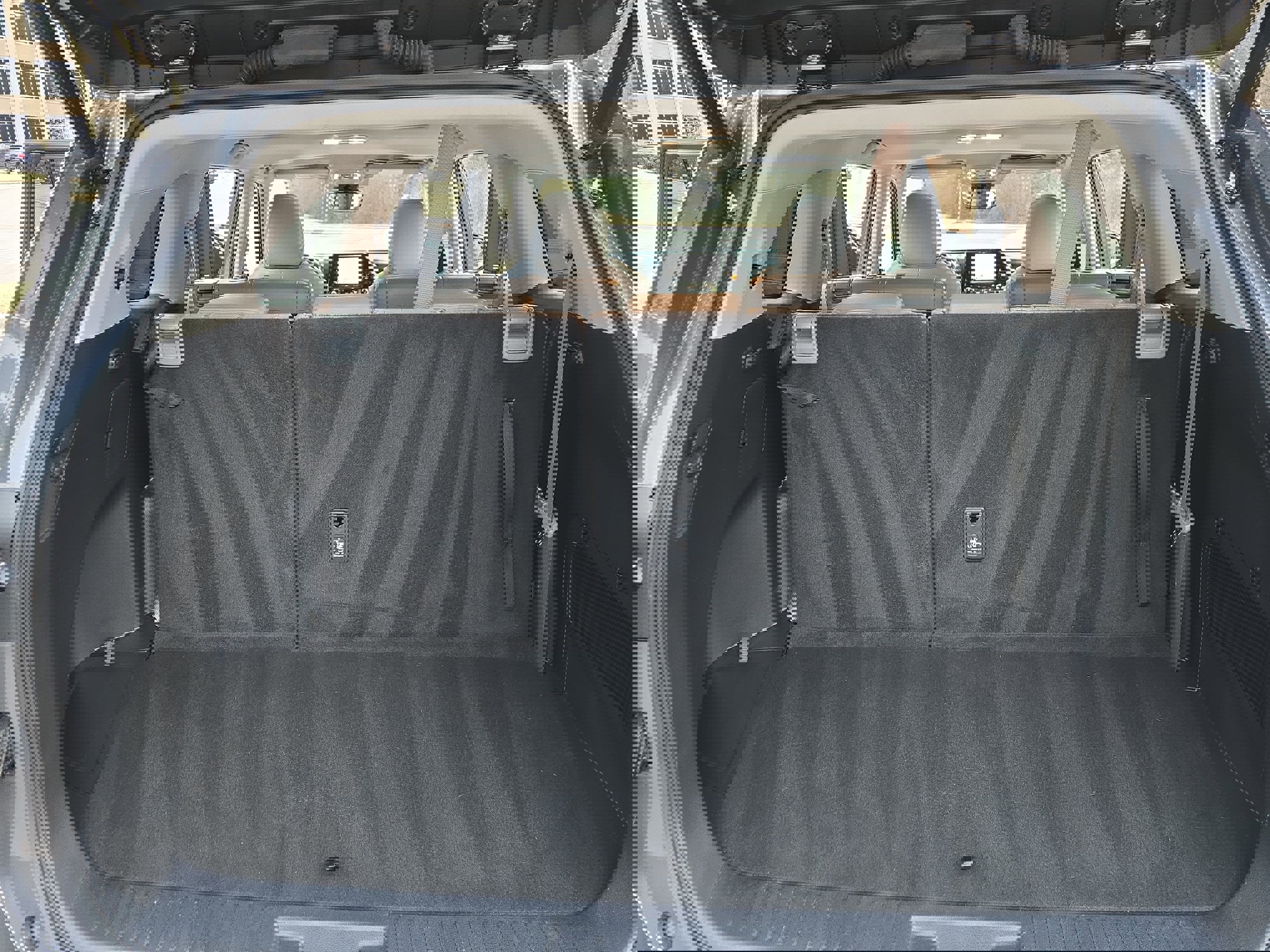 Certified 2023 Toyota Highlander XLE image 13