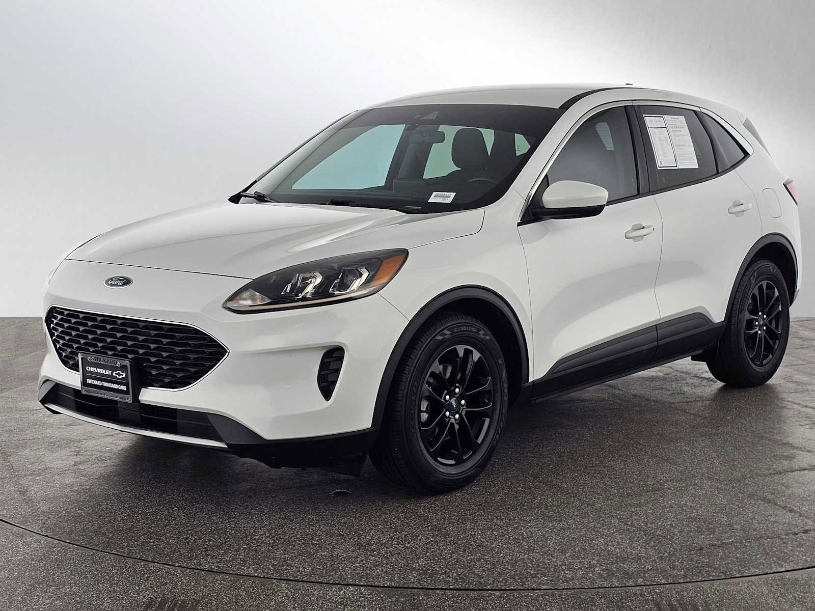 Used 2020 Ford Escape SE image 7