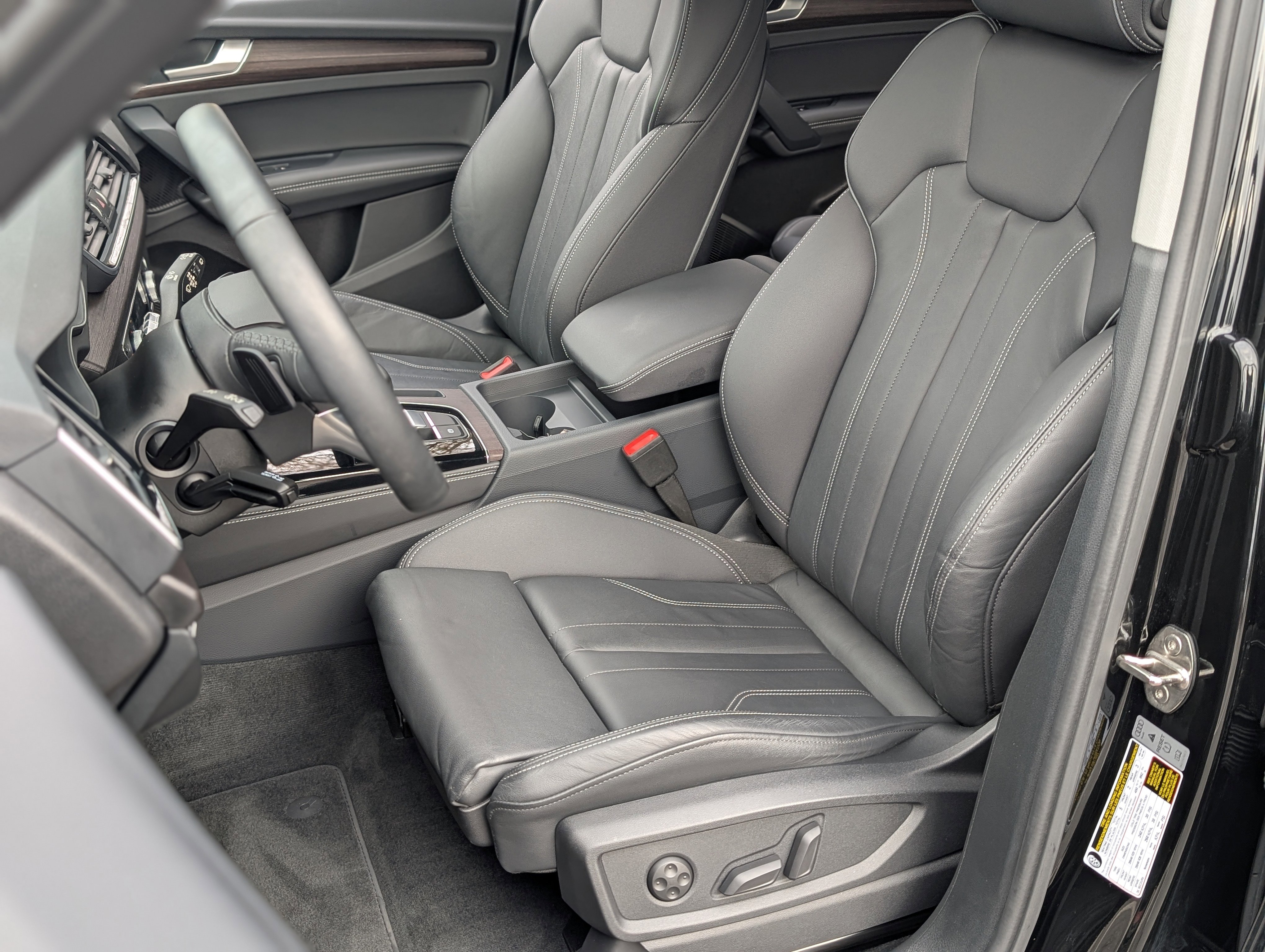 Used 2024 Audi Q5 e Premium Plus image 17