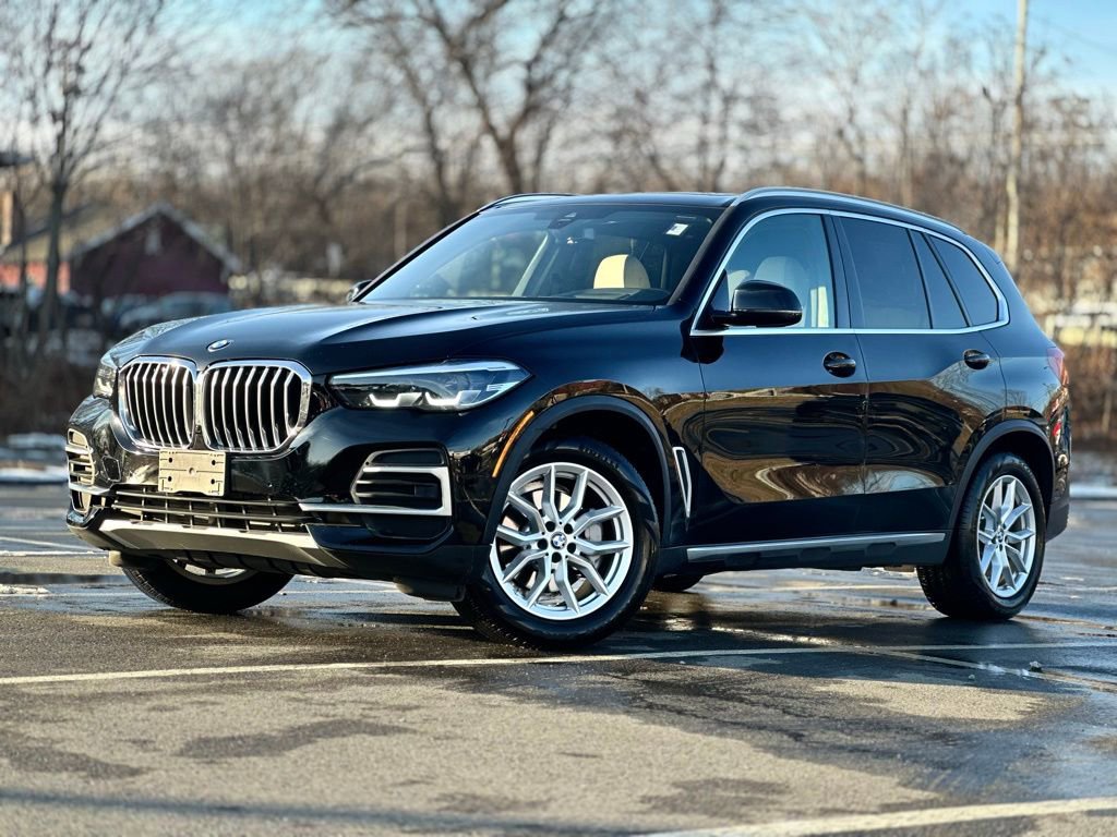 Used 2022 BMW X5 xDrive40i w/ Premium Package image 1