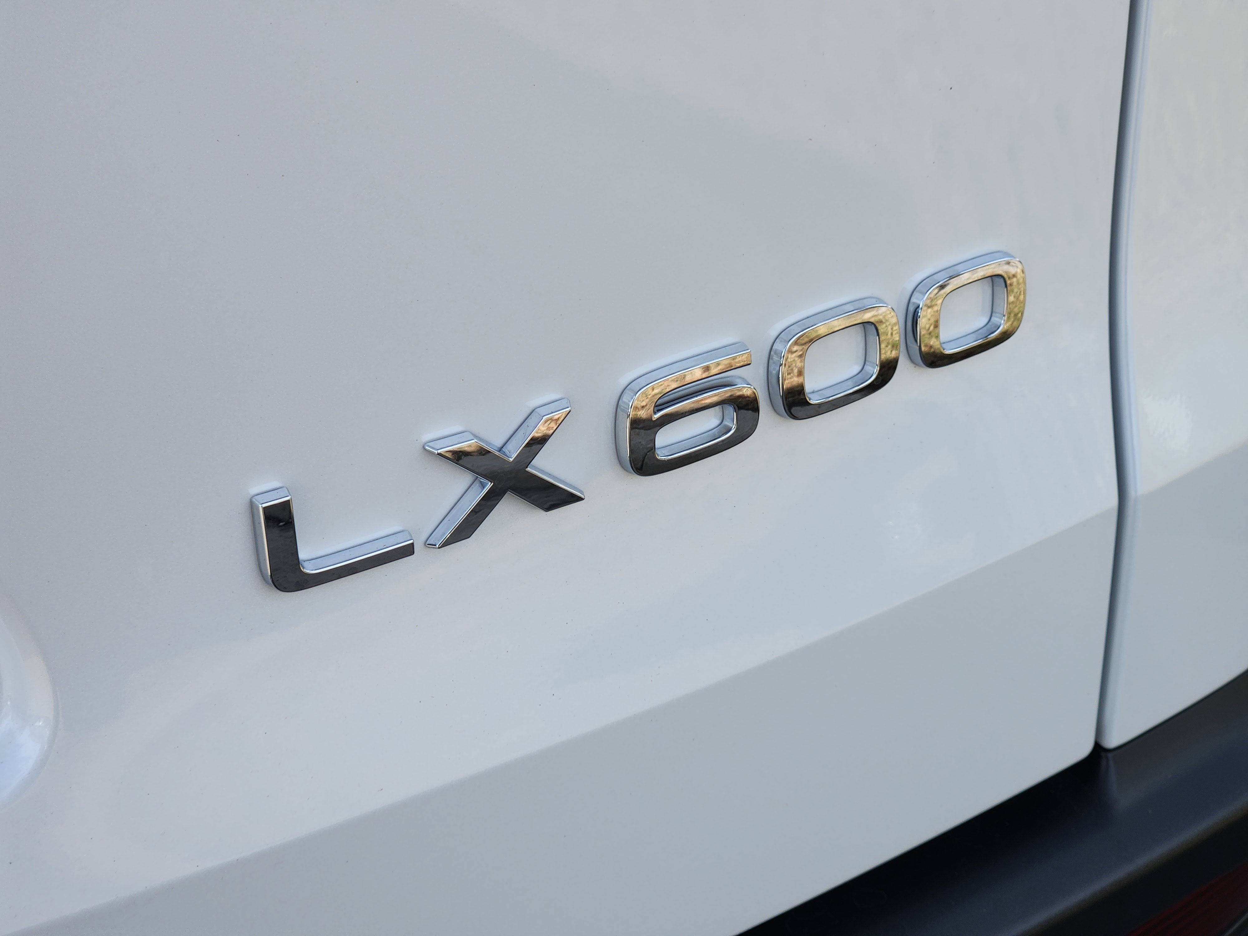 New 2026 Lexus LX 600 4WD w/ Luxury Package image 7