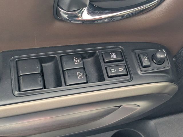 Used 2023 Nissan Titan Platinum Reserve w/ Moonroof Package image 12