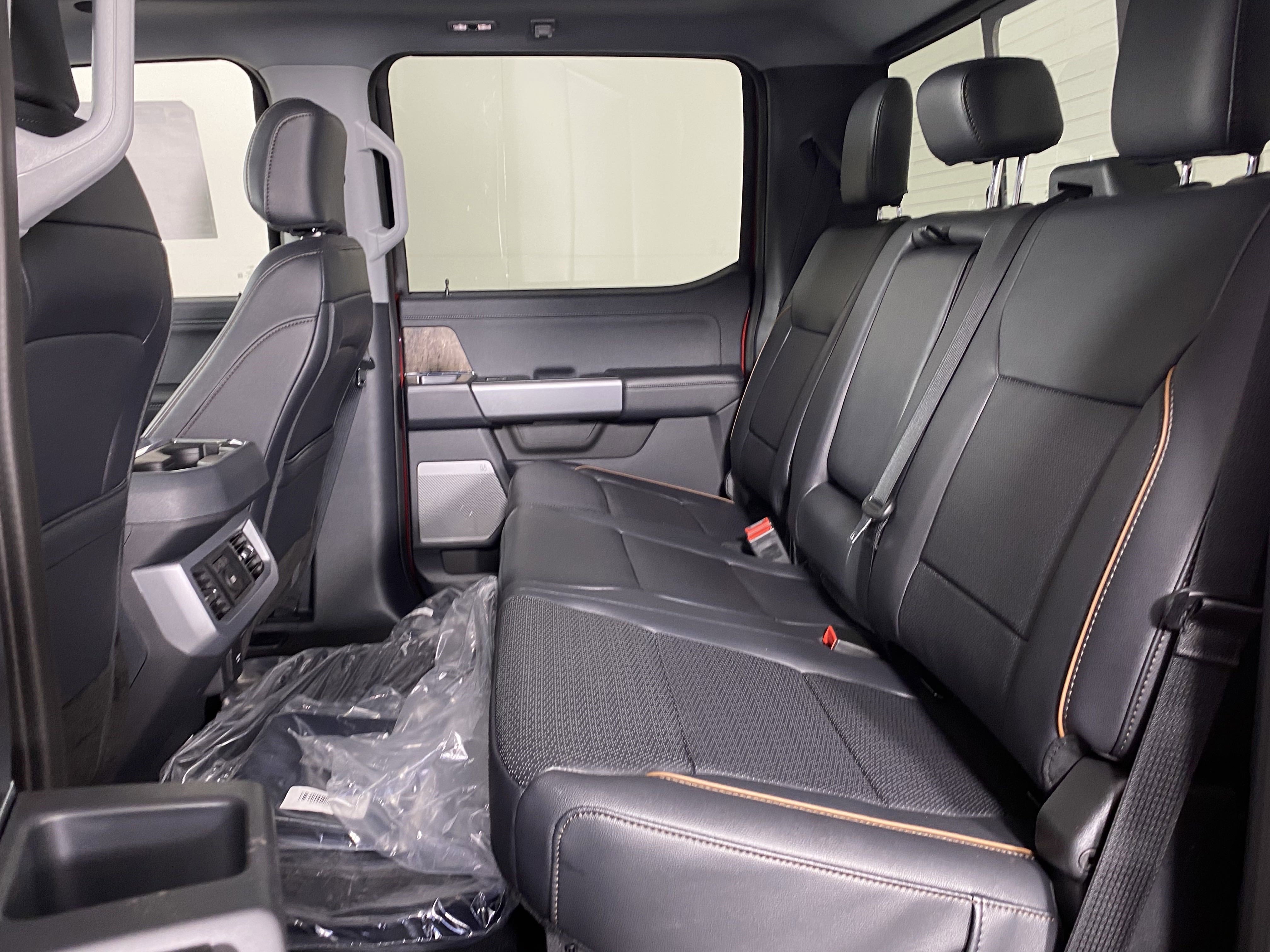 New 2025 Ford F250 Lariat w/ Lariat Ultimate Package image 14