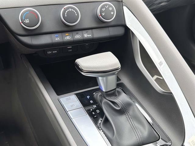 New 2026 Hyundai Elantra SE FWD image 22
