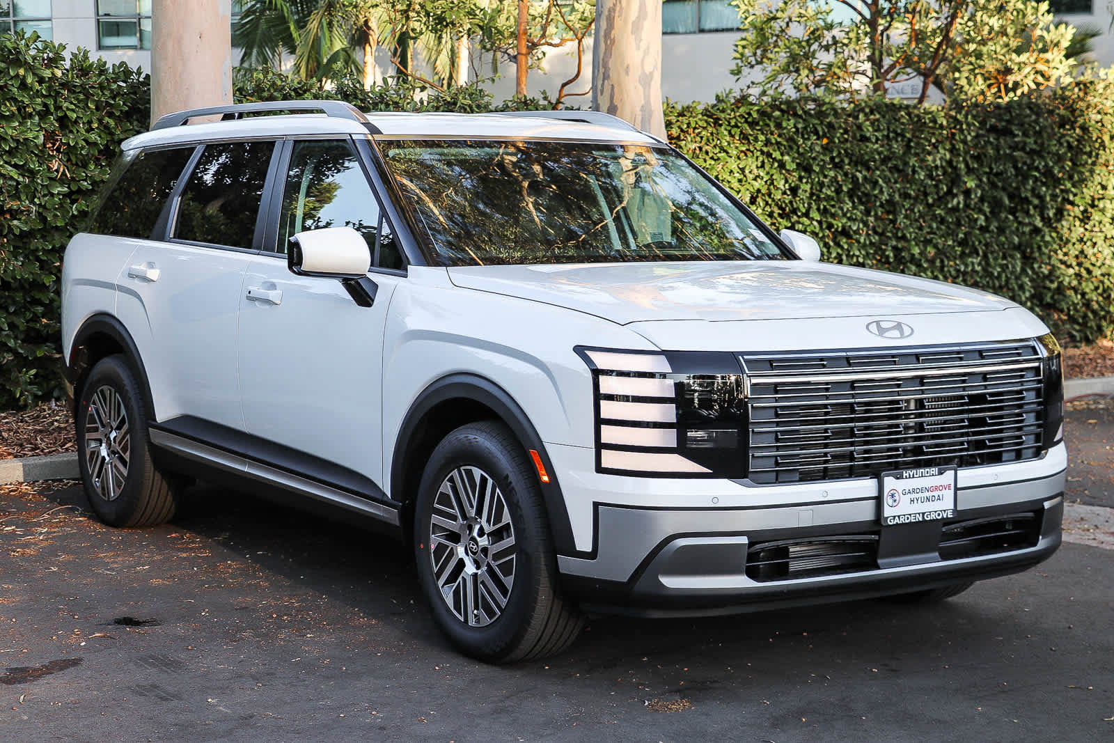 New 2027 Hyundai Palisade SEL FWD image 3